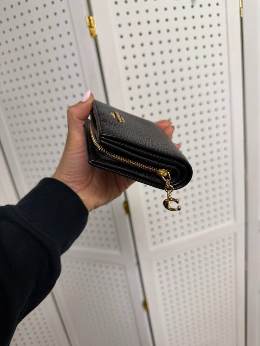 Coach Snap Mini Micro Wallet Black Gold Pebbled Leather with Charm - Picture 5 of 10